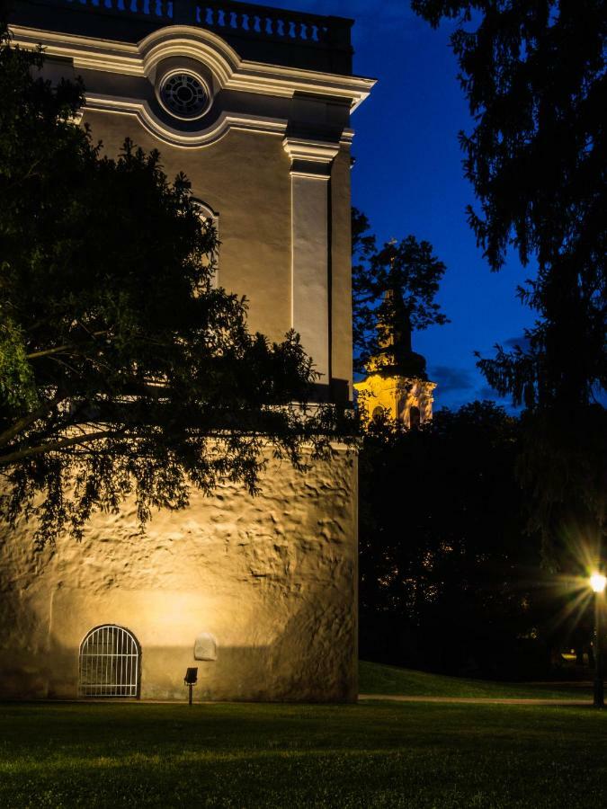 Feliz Apartman Gyula Eksteriør billede